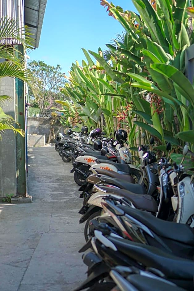 Tropical Canggu Hostel