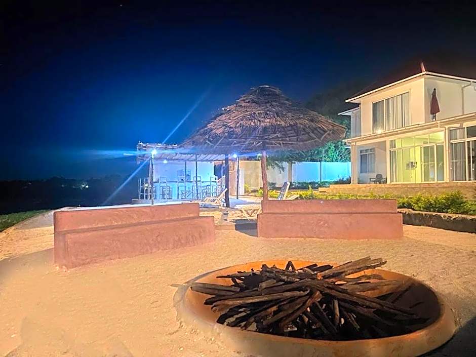 Calamari Beach Resort