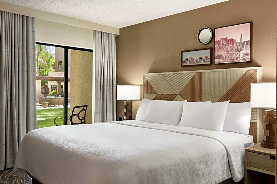 Embassy Suites By Hilton Hotel Phoenix-Tempe