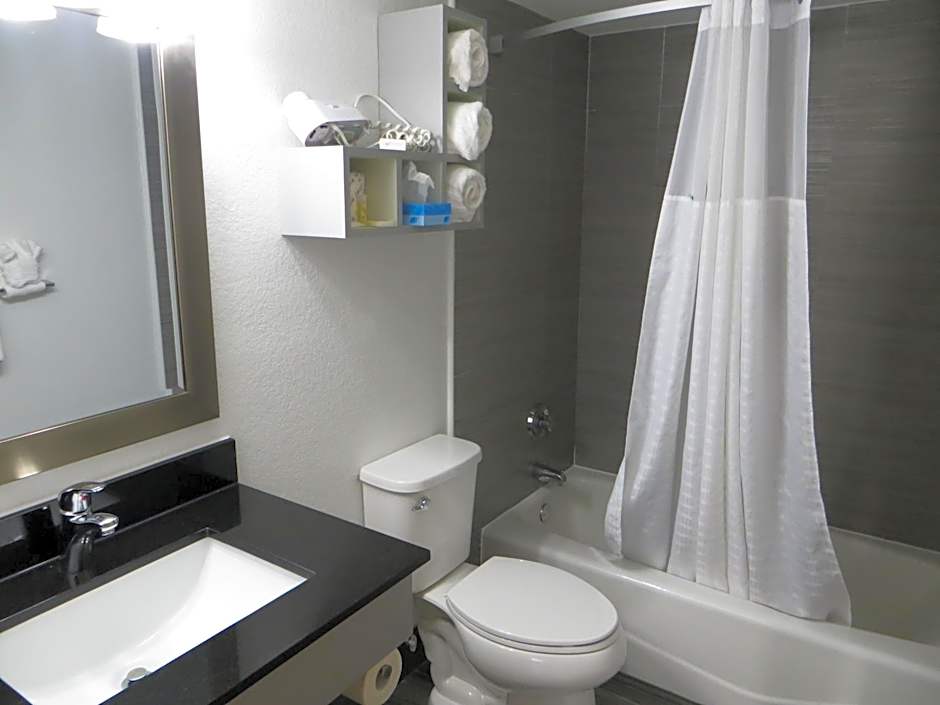 Arya Blu Inn and Suites