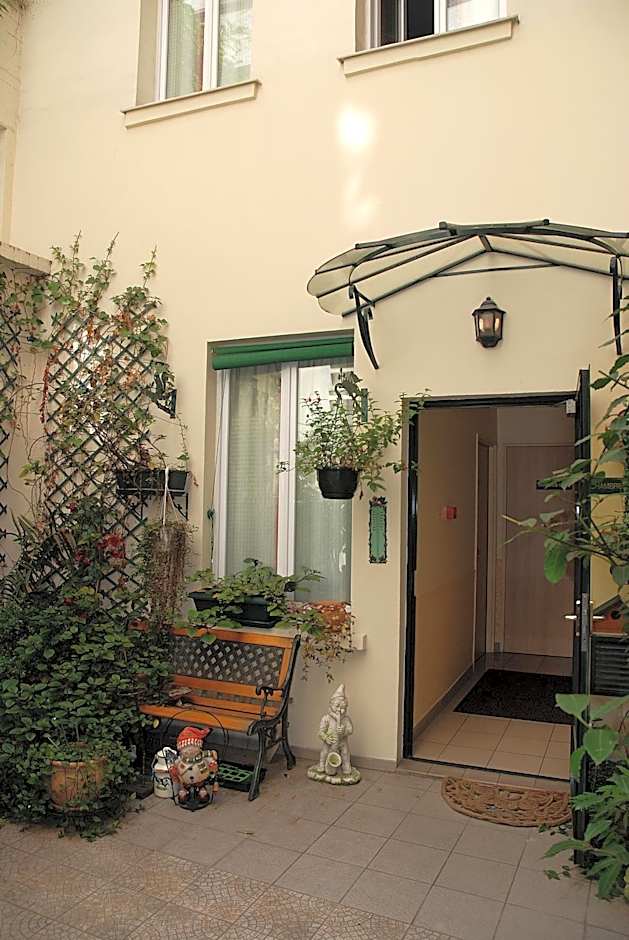 Hotel Transcontinental