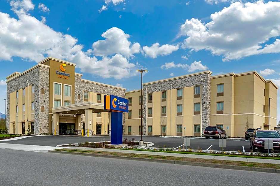 Comfort Suites Burlington near I-5