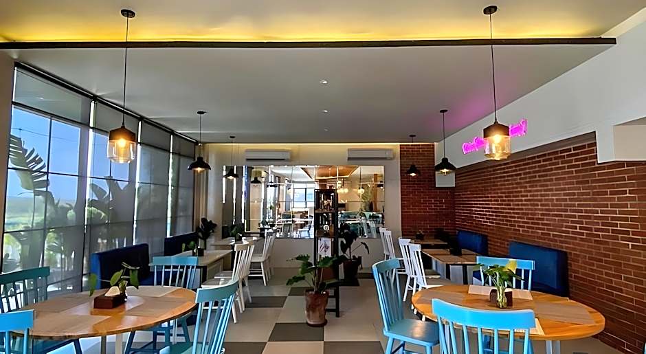 Kaloka Airport Hotel