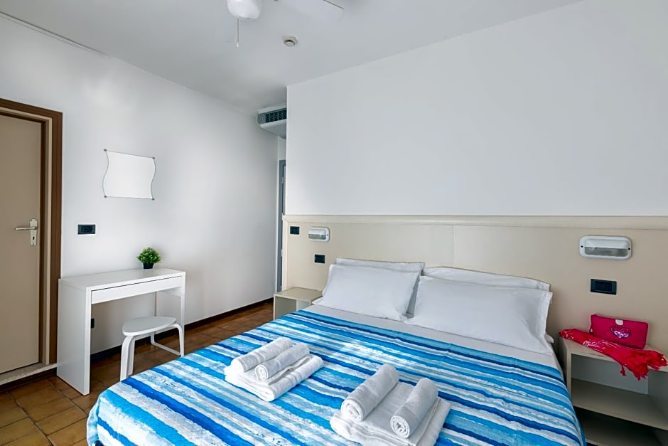 Hotel Mignon Riccione Fronte Mare