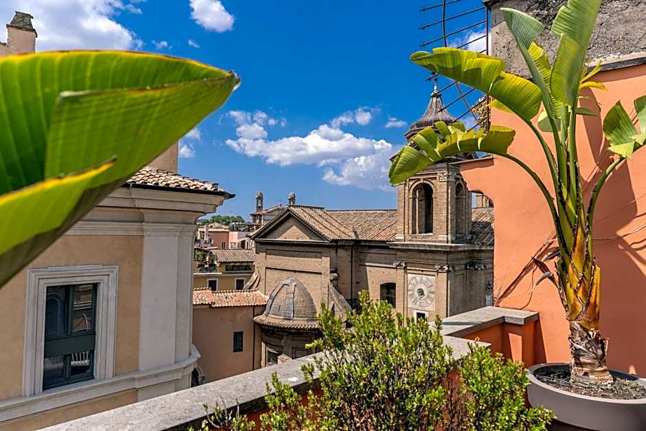 Tritone Top House