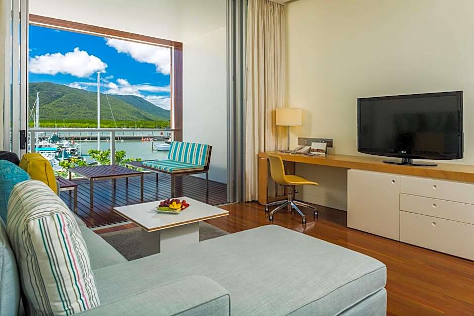 Shangri-La Hotel The Marina Cairns