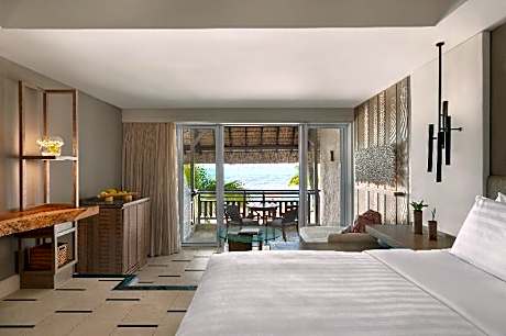 Coral Ocean View Room King