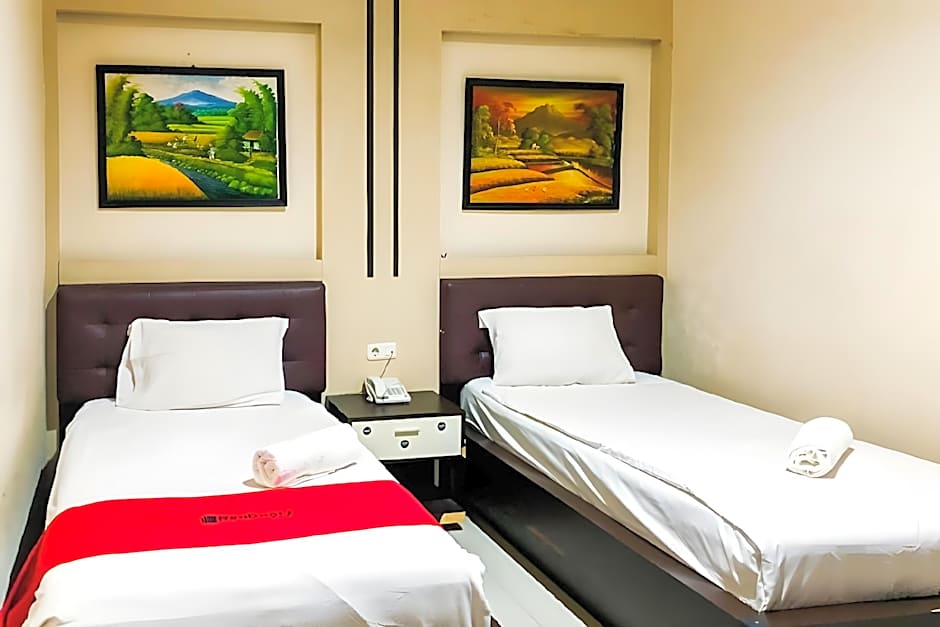 RedDoorz At Hotel Gajah Mada Palu