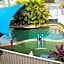 Kennedy Drive Boutique Motel & Nursery- Close To City Centre & Airport
