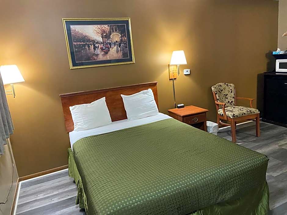 Colonial Inn