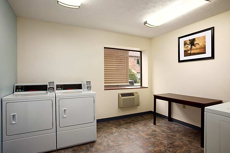 Days Inn by Wyndham Middletown