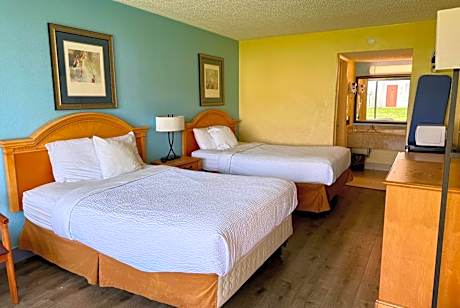Double Room with Two Double Beds - Non-Smoking
