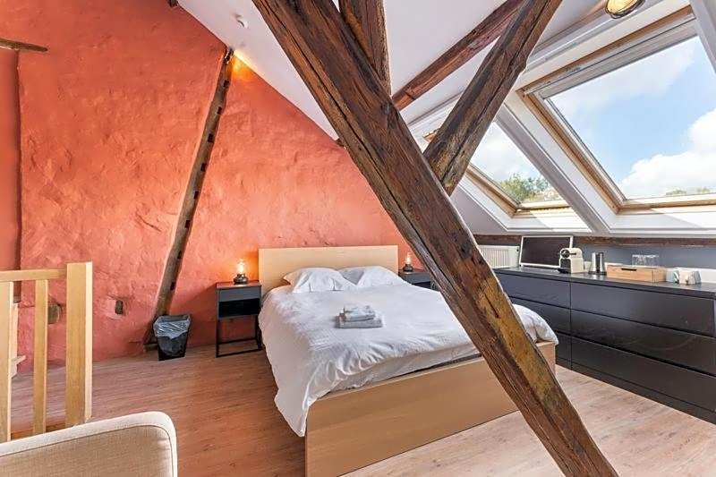 Lake Suites