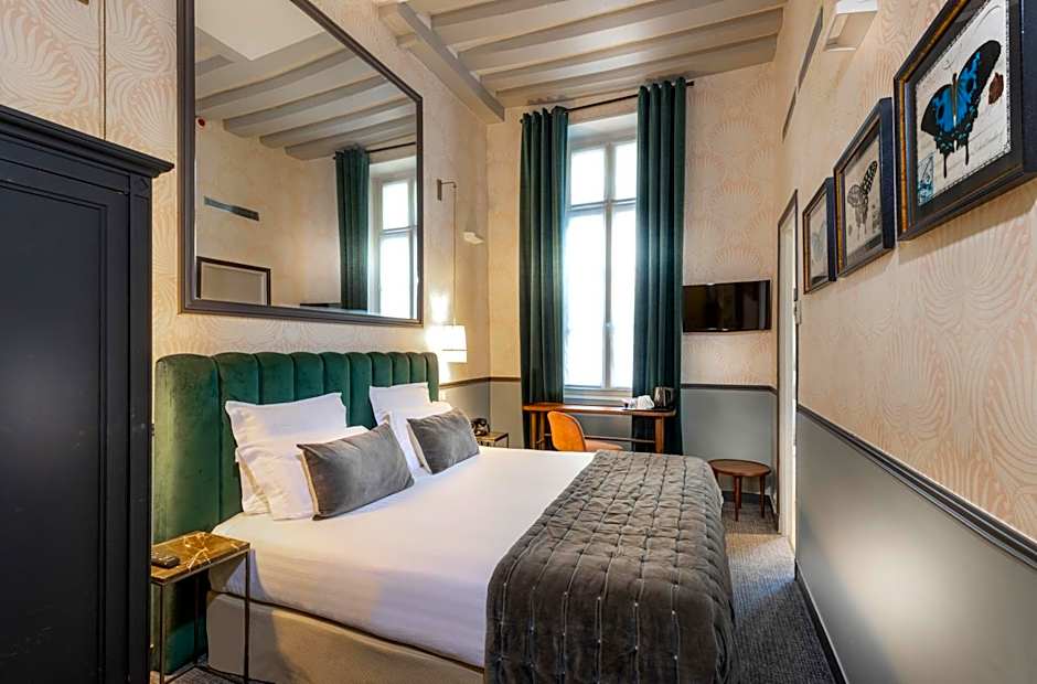 Dauphine Saint Germain