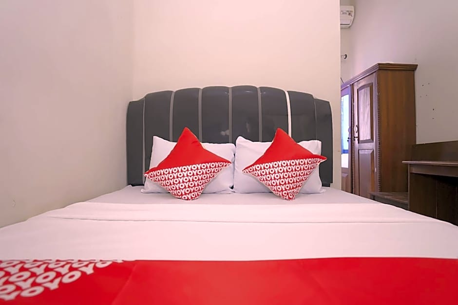 OYO Life 2874 Berlian Residence