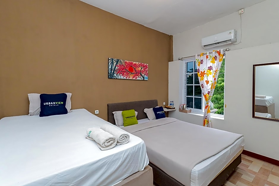 Urbanview Hotel Syariah Near Gelora Delta Sidoarjo