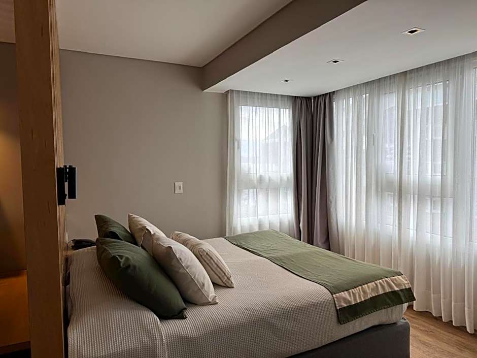 Hotel Ayres Del Nahuel