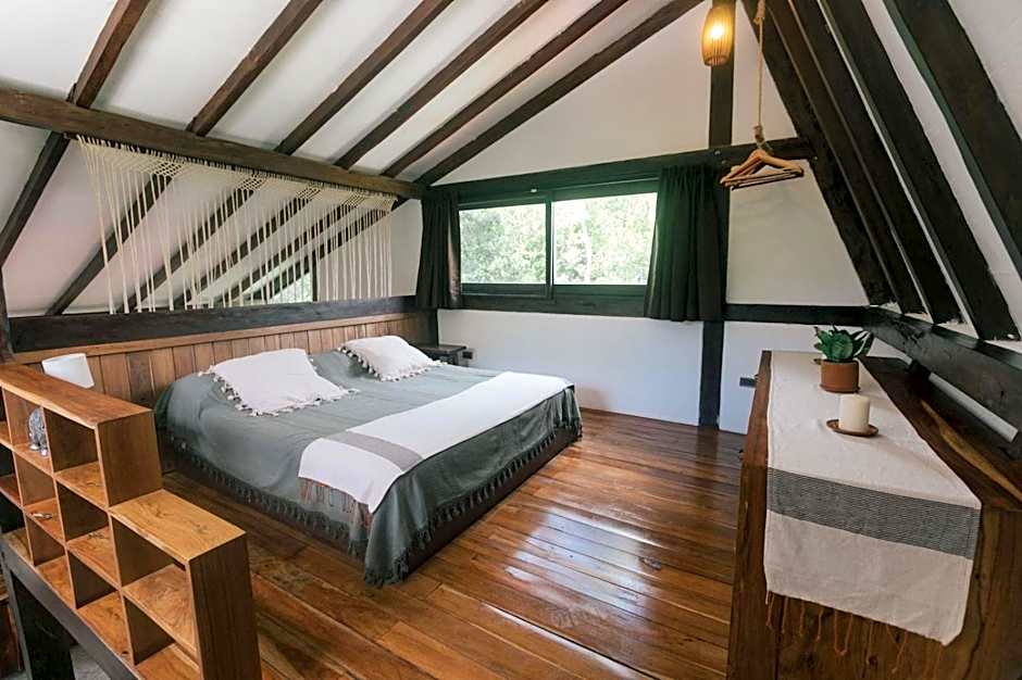 Nahouse Jungle Lodges