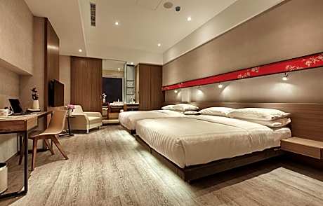 Standard Family Room