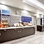 Holiday Inn Express & Suites Yosemite Park Area By IHG