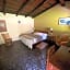 Villa Patzcuaro Garden Hotel & RV Park