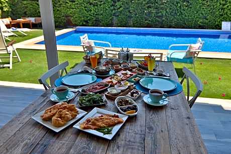 Alacaat Otel