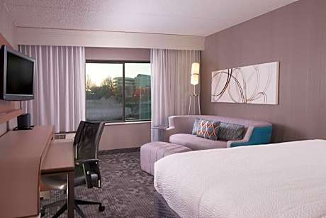 King Room with Sofa Bed
