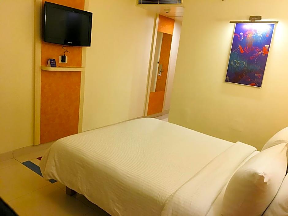 Hometel Chandigarh