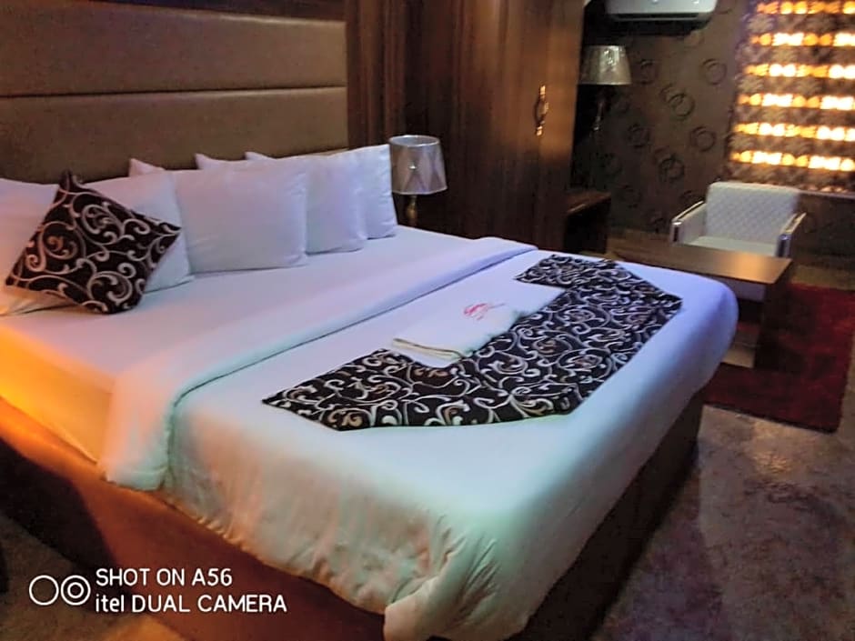 Global Signature Hotel