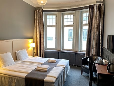 Double ROOM  with  bathroom