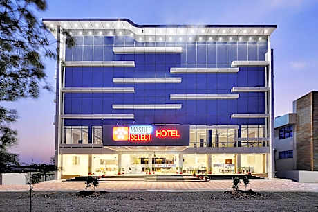Mastiff Select Gulbarga Hotel