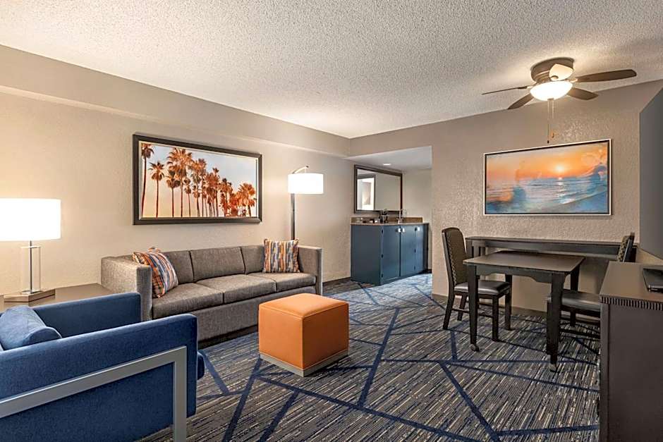 Embassy Suites By Hilton Hotel Miami - International Airport