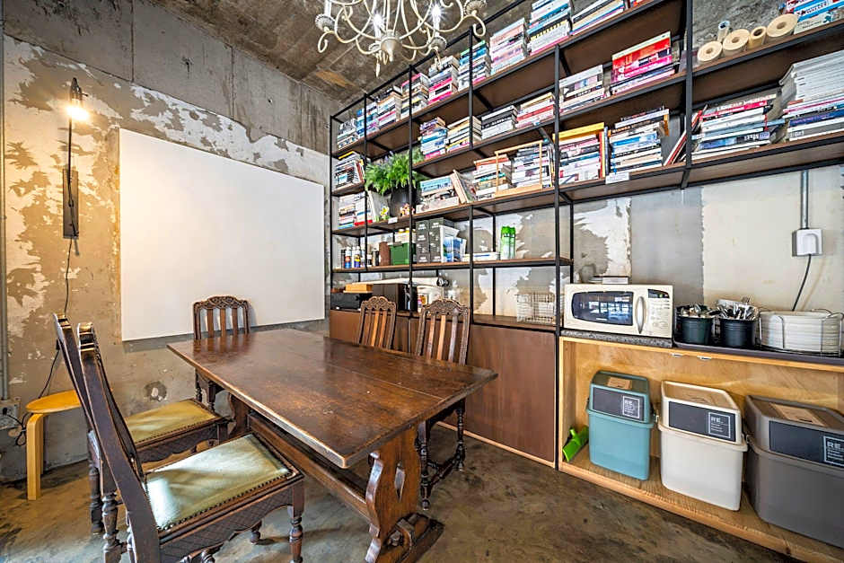 Maro Hostel