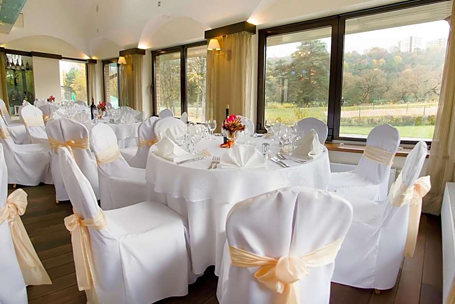 Park Villa Hotel
