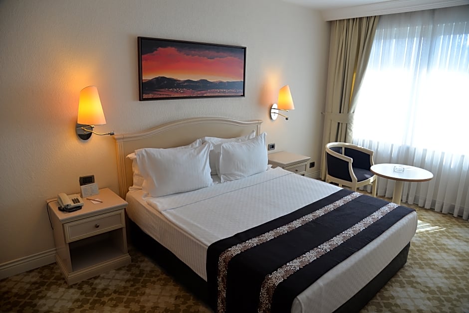 Jura Hotels Mavi Surmeli