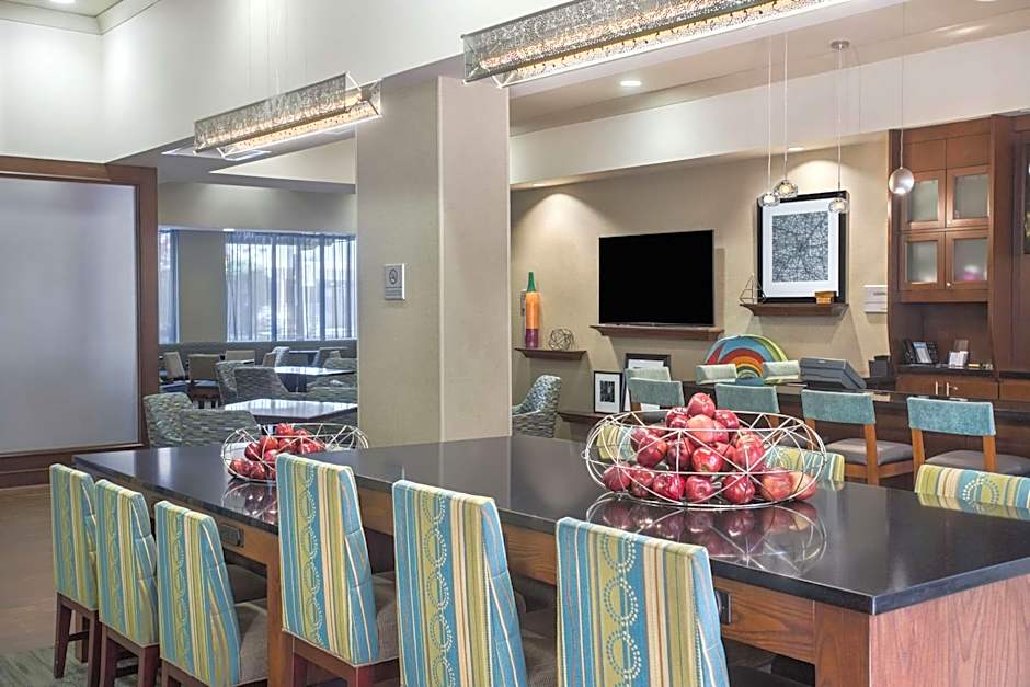 Hampton Inn By Hilton And Suites Little Rock/Downtown