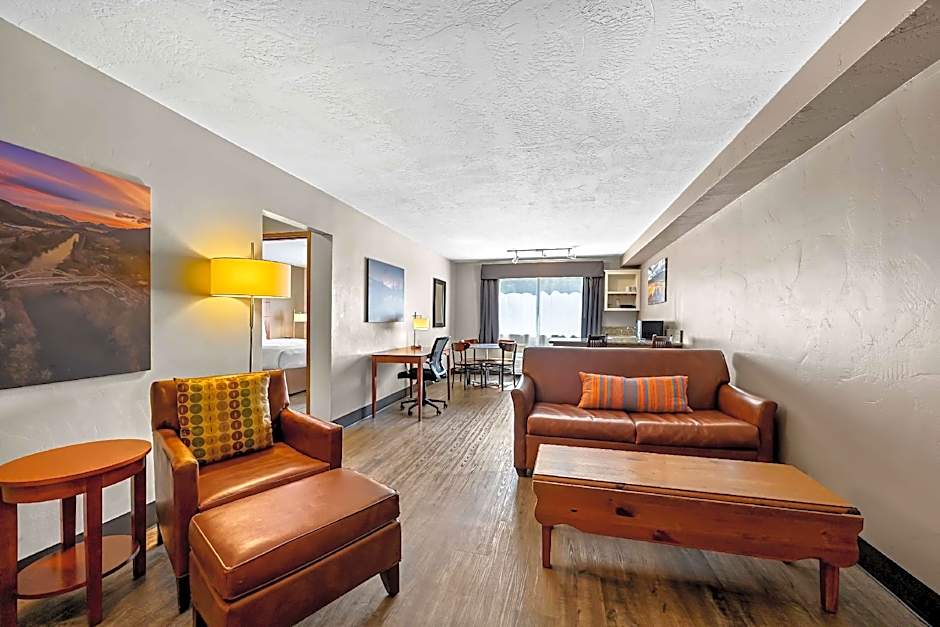 Best Western Inn At The Rogue
