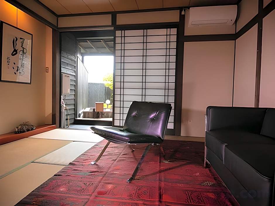 Yufuin Bath Satoyamasafu