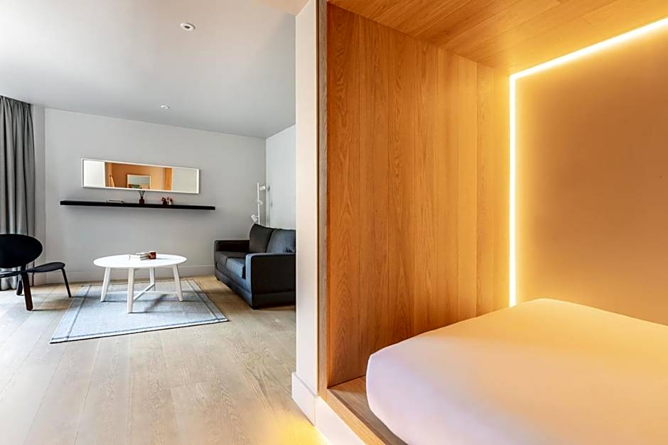 Zedwell Piccadilly Circus