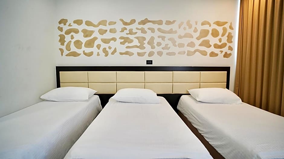 Hotel Diplomat