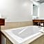 Holiday Inn Express Hotel & Suites Pigeon Forge By IHG