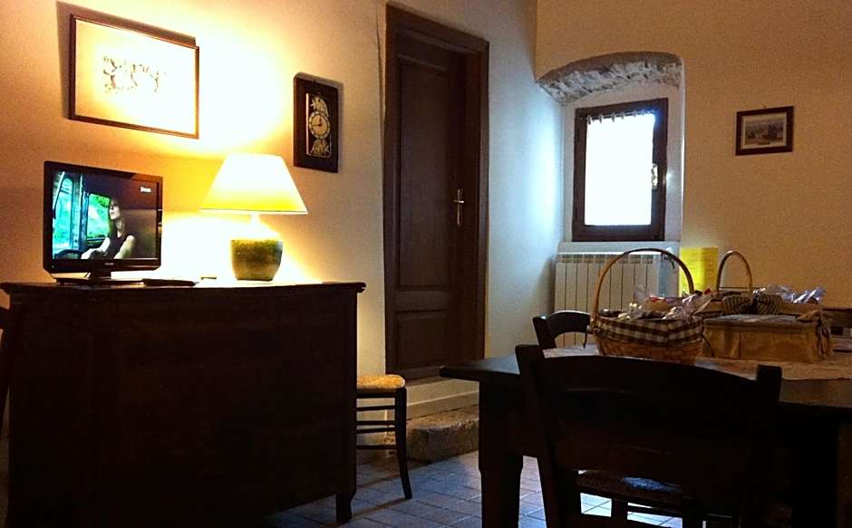 Photo 1 of 12 of 1 Bedroom Apartment