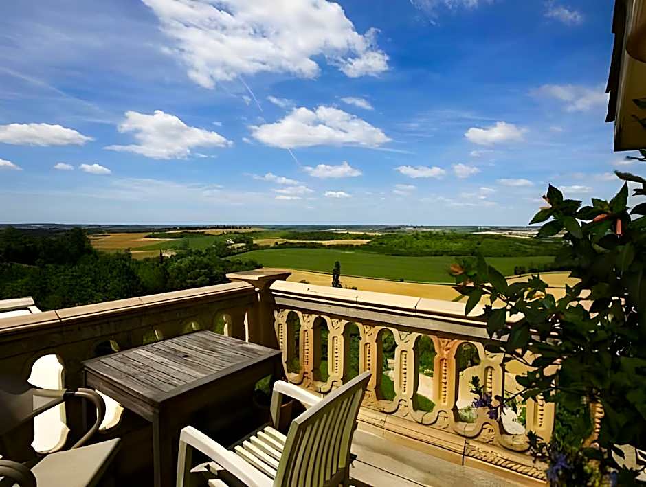 Auberge du Poids Public Logis Hotel