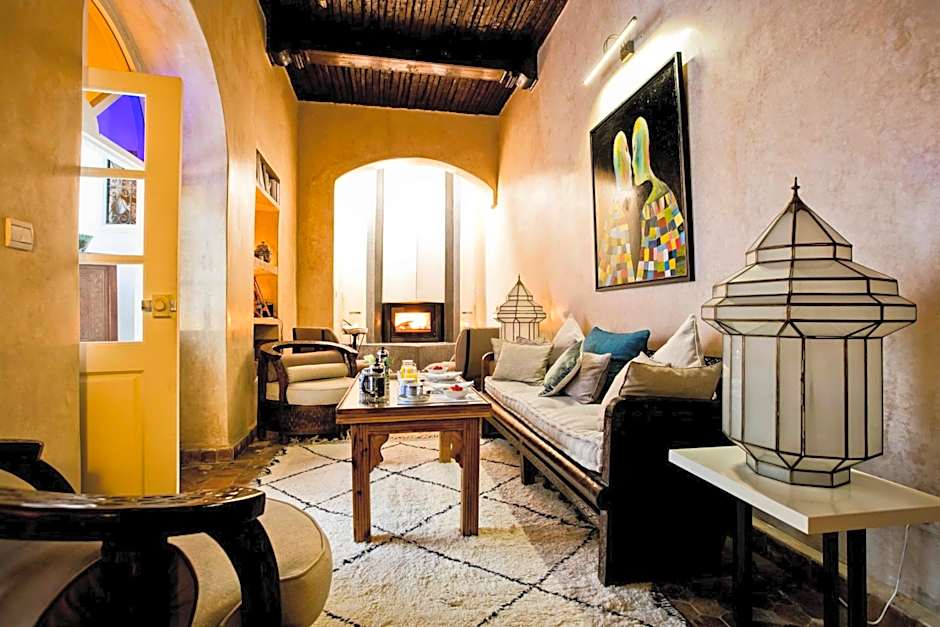 Riad Emotion
