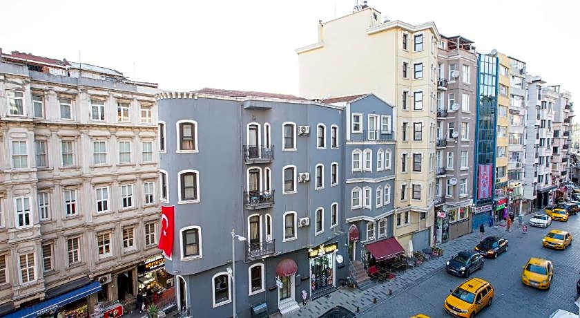 Taksim Leon’s Hotel