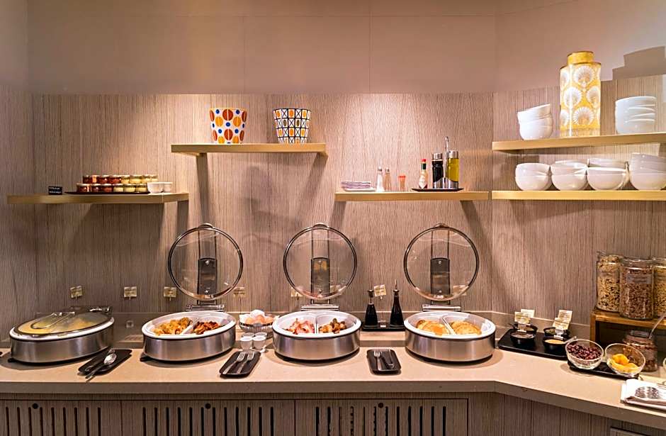 Rochester Champs-Elysees Hotel