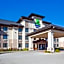 Holiday Inn Express & Suites Worthington By IHG