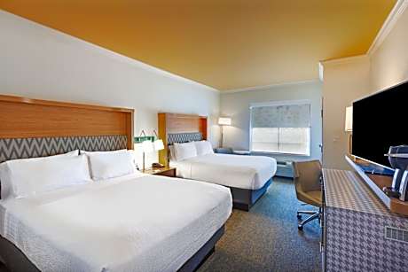 Standard Queen Room with Two Queen Beds