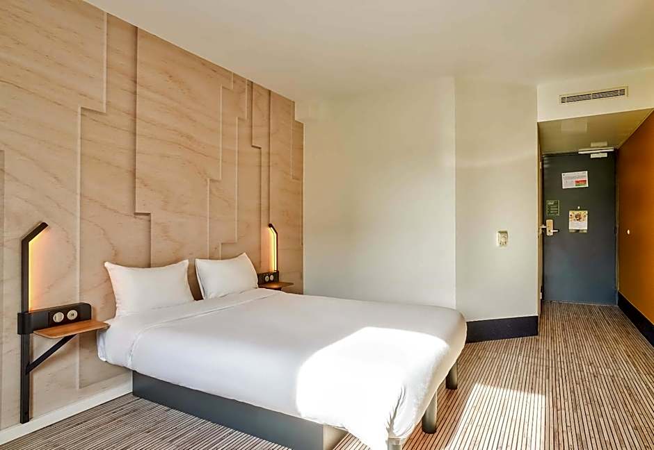 B&B HOTEL Paris Malakoff Parc des Expositions