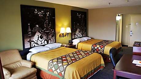 Queen Room with Two Queen Beds - Non-Smoking